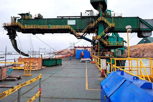 Pier Column Bulk Carrier